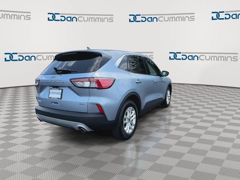 Used 2022 Ford Escape SE FWD image 8