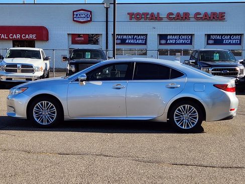 Used 2015 Lexus ES 350 w/ Premium Package image 2