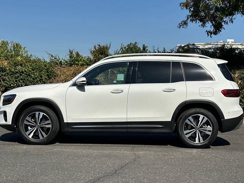 New 2025 Mercedes-Benz GLB 250 image 6