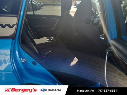 Used 2019 Toyota RAV4 LE w/ All Weather Liner Package FWD image 10