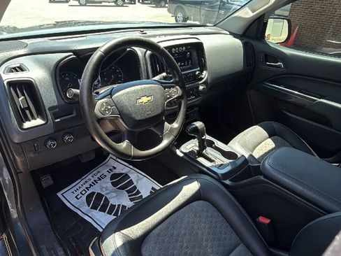 Used 2017 Chevrolet Colorado Z71 AWD/4WD image 26