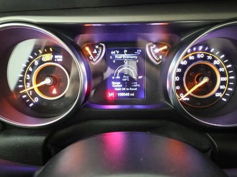 Used 2020 Jeep Wrangler Unlimited Sport image 13