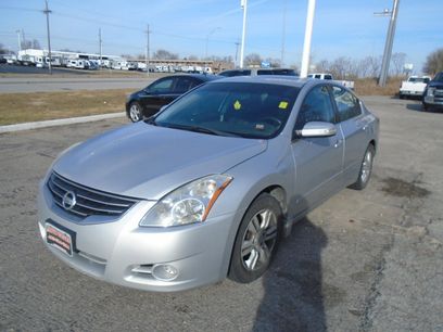 Used 2012 Nissan Altima 2.5 SL w/ 2.5SL Pkg