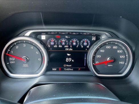 Used 2021 Chevrolet Tahoe Premier AWD/4WD image 13