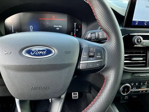 Certified 2024 Ford Escape ST-Line AWD/4WD image 12