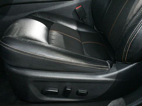 Used 2020 Nissan Altima 2.5 SR w/ Premium Package FWD image 13