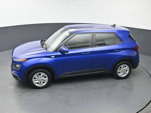 Used 2022 Hyundai Venue SE FWD image 32
