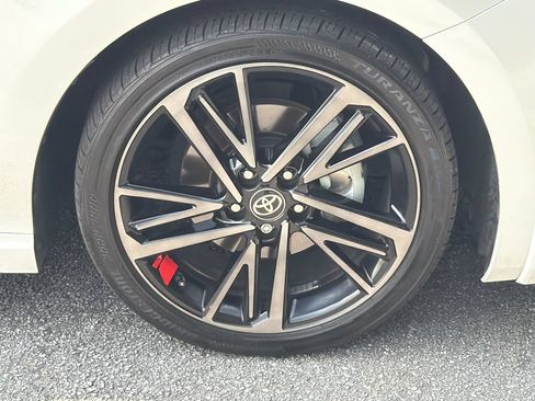 Used 2025 Toyota Camry XSE FWD image 12