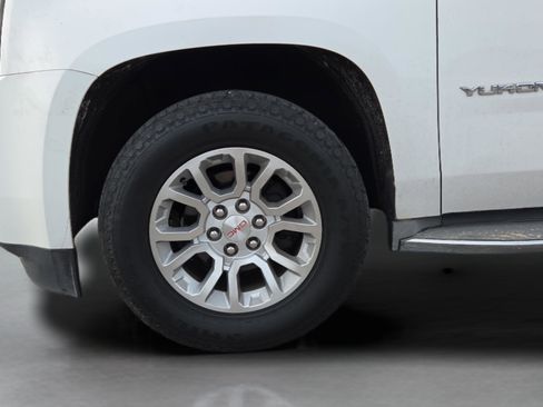 Used 2015 GMC Yukon SLE RWD image 29