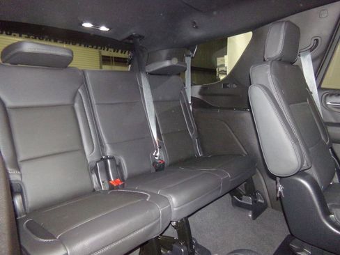 Used 2021 GMC Yukon Denali image 11