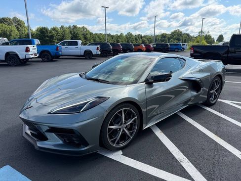 Used 2023 Chevrolet Corvette Stingray Preferred Cpe w/ Battery Protection Package RWD image 3