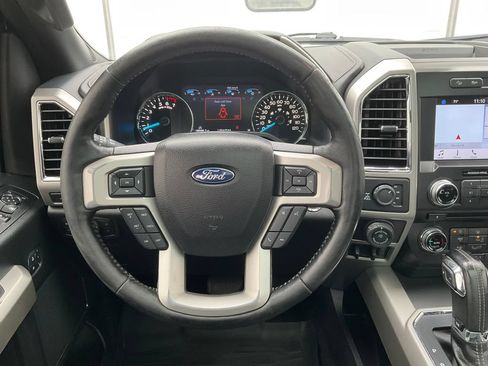 Used 2017 Ford F150 Lariat w/ Equipment Group 502A Luxury AWD/4WD image 4