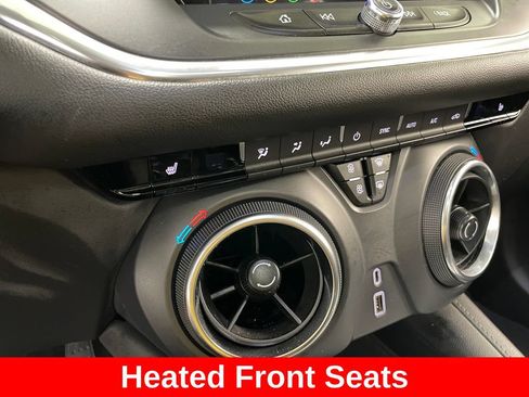 Certified 2019 Chevrolet Blazer LT w/ Sun and Wheels Package FWD image 10