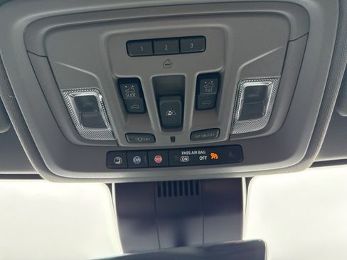 Used 2023 GMC Sierra 1500 Denali w/ Denali Reserve Package image 32