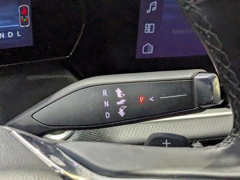 Used 2025 Chevrolet Equinox LT image 19