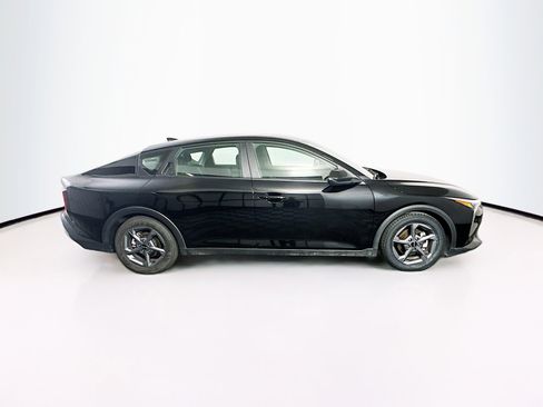 Used 2025 Kia K4 LXS image 10
