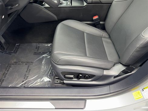 Used 2024 Lexus ES 350 image 25