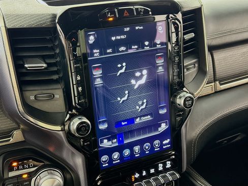 Used 2019 RAM 1500 Limited AWD/4WD image 19