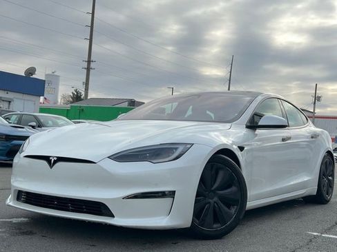 Used 2022 Tesla Model S image 10