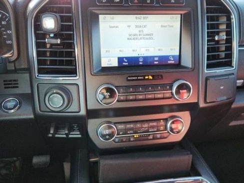 Used 2020 Ford Expedition Limited w/ Equipment Group 301A image 20