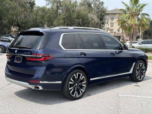 Used 2024 BMW X7 xDrive40i w/ Premium Package AWD/4WD image 4