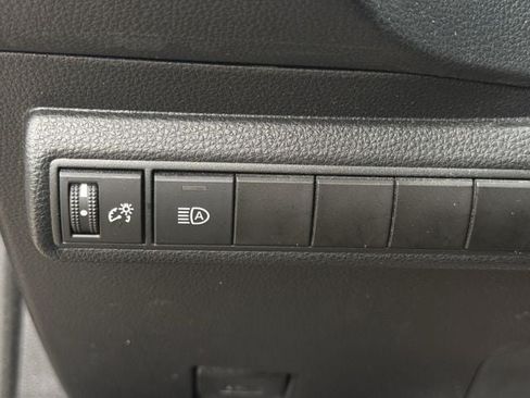 Used 2020 Toyota Corolla SE FWD image 21