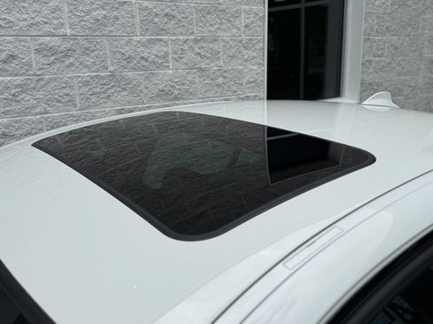 Used 2011 BMW M3 Sedan RWD image 12