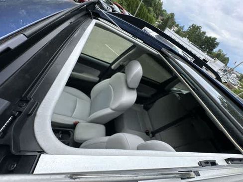 Used 2017 Subaru Forester 2.5i Premium w/ Protection Package #1 AWD/4WD image 6