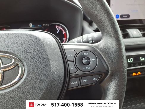 Used 2024 Toyota RAV4 XLE FWD image 18