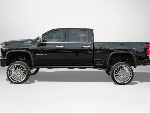 Used 2023 Chevrolet Silverado 3500 High Country w/ Z71 Off-Road Package image 9