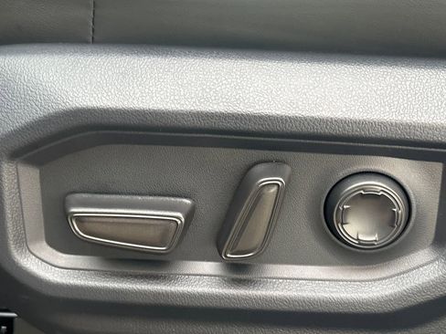 New 2026 Toyota Tundra Platinum image 9