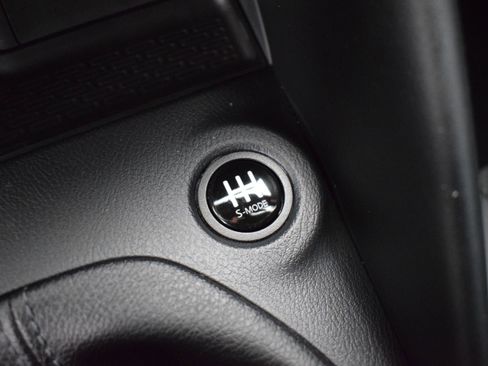 Used 2023 Nissan Z w/ Floor Mat Package (L93) RWD image 24