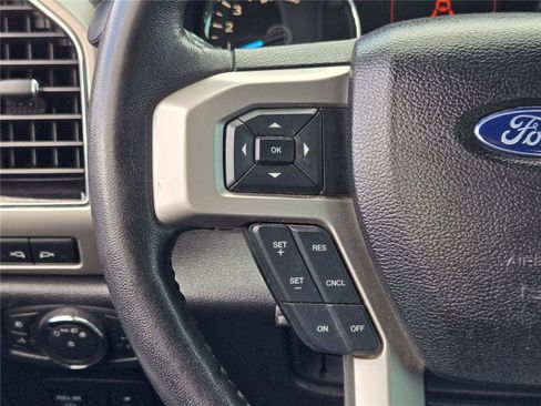 Used 2018 Ford F150 Lariat AWD/4WD image 27
