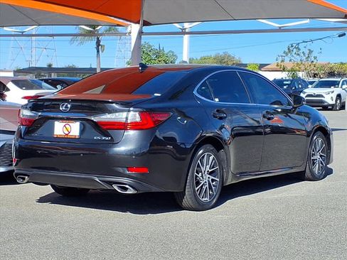 Used 2017 Lexus ES 350 image 4