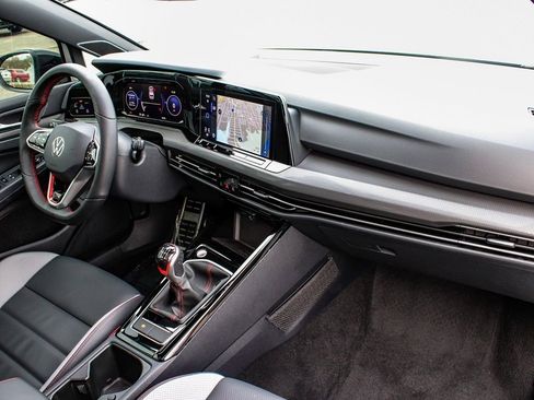 Used 2024 Volkswagen GTI SE image 43