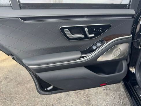 Used 2022 Mercedes-Benz S 580 4MATIC Sedan image 19