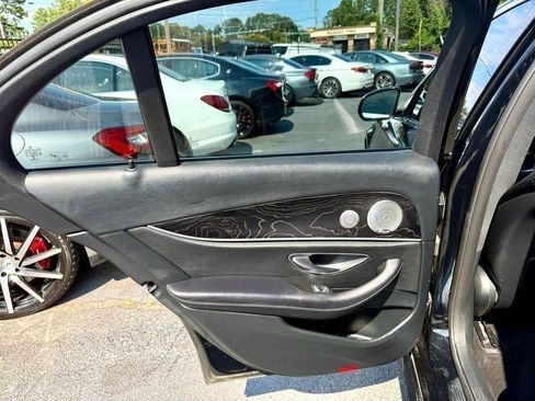 Used 2017 Mercedes-Benz E 300 E 300 image 29