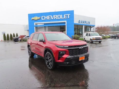 Used 2025 Chevrolet Traverse RS w/ LPO, Floor Liner Package image 53