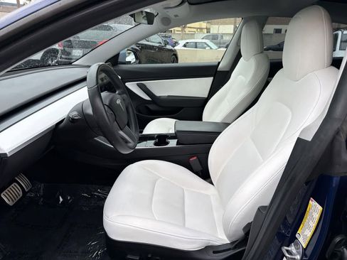 Used 2019 Tesla Model 3 Long Range image 25