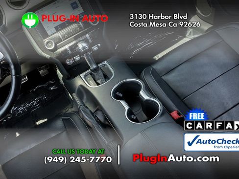 Used 2022 Ford Mustang Premium RWD image 12