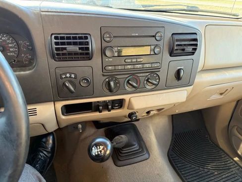 Used 2006 Ford F350 4x4 Crew Cab DRW Super Duty image 17