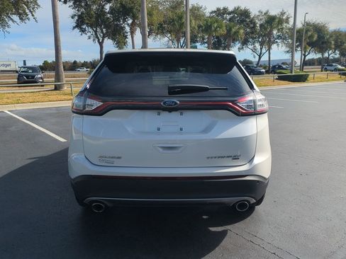 Used 2018 Ford Edge Titanium w/ Equipment Group 301A image 5