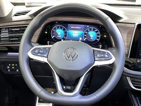 New 2026 Volkswagen Atlas SEL Premium R-Line image 29