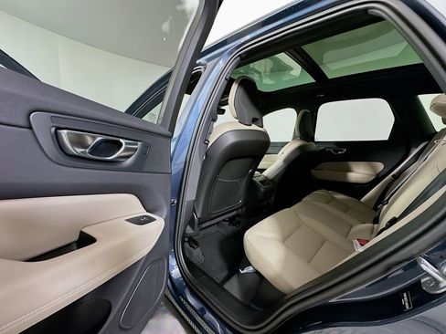 Used 2026 Volvo XC60 B5 Plus w/ Protection Package Premier image 17