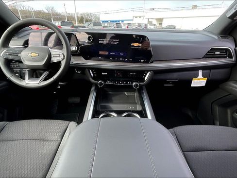 New 2026 Chevrolet Tahoe LS image 5