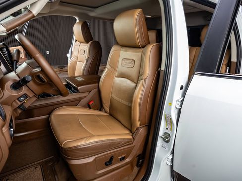 Used 2024 RAM 3500 Limited w/ Safety Group image 26