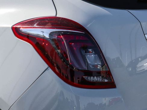 Used 2019 Buick Encore Preferred image 9