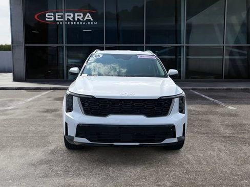 Certified 2025 Kia Sorento EX AWD/4WD image 8