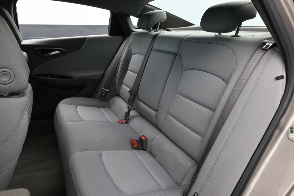 Used 2024 Chevrolet Malibu LT FWD image 30