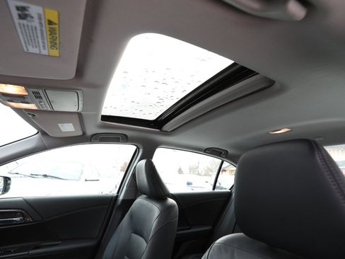 Used 2016 Honda Accord EX-L image 16